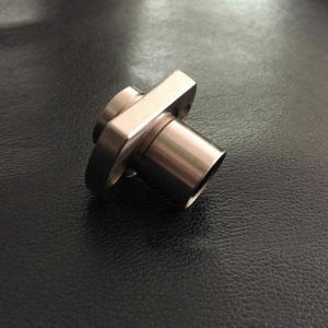 How to extend the service life of flanged sleeve bearings?